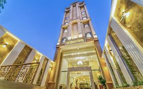 Khách Sạn Le Centre